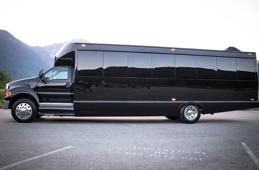 bachelor-party-limo-service